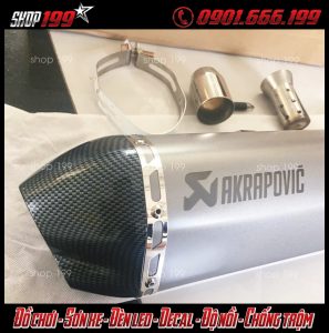 Pô Akrapovic màu bạc độ đẹp cho xe Honda Vario 150 tại HCM